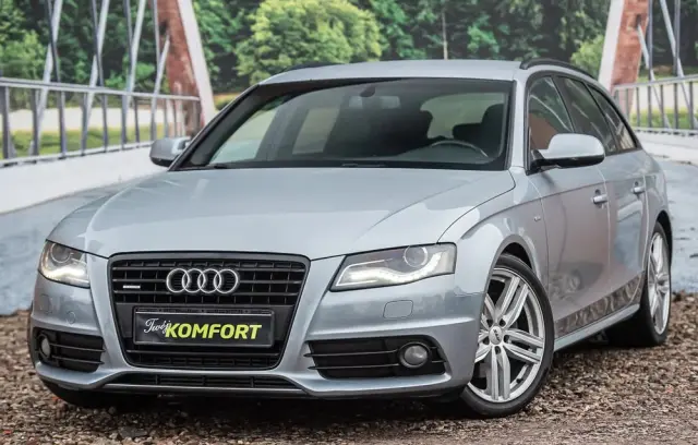 AUDI A4 