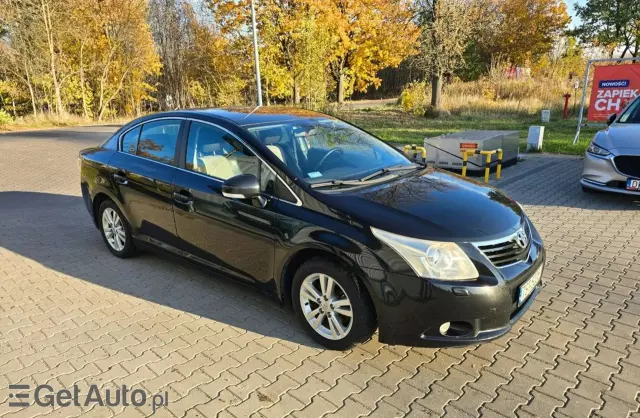 TOYOTA Avensis 