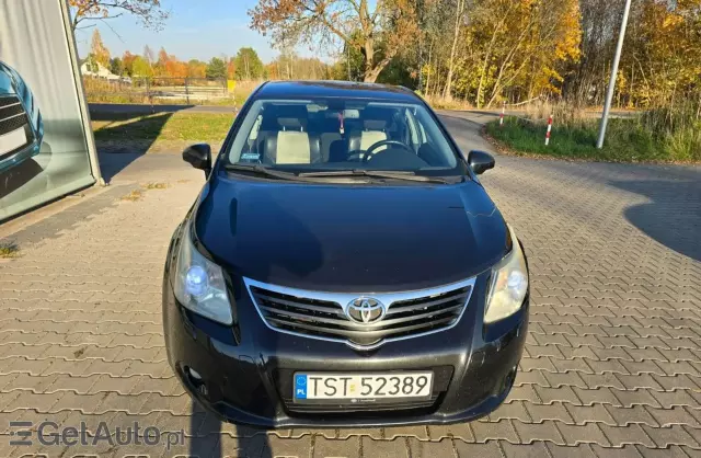 TOYOTA Avensis 