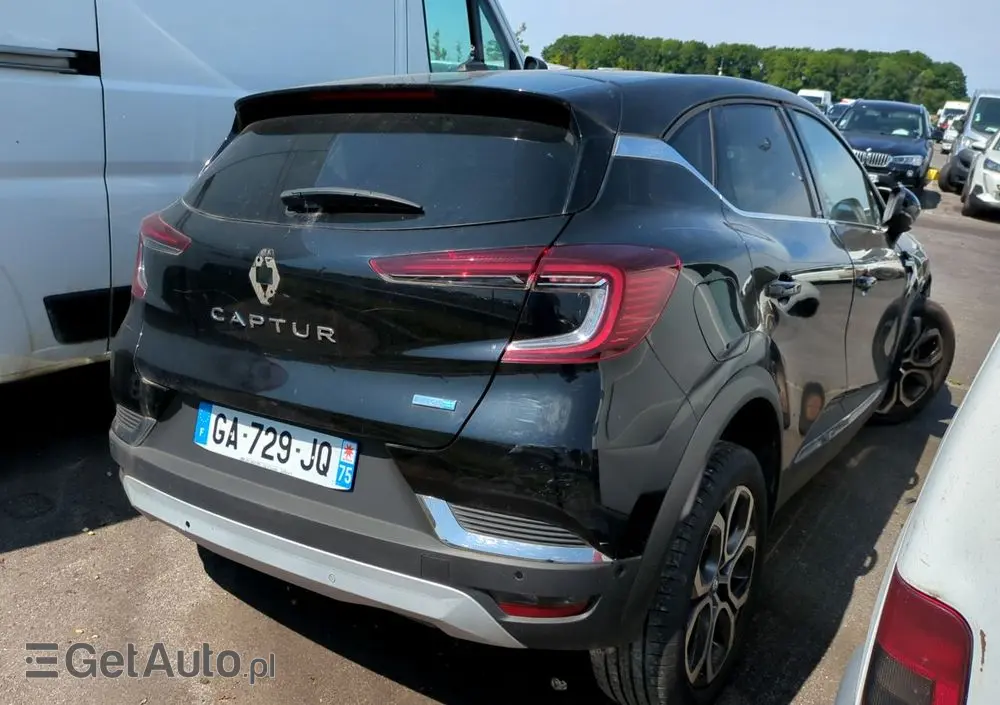 RENAULT Captur 1.6 E-TECH Plug-In Intens