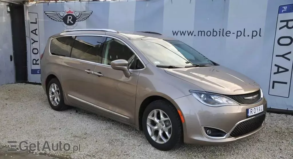 CHRYSLER Pacifica 