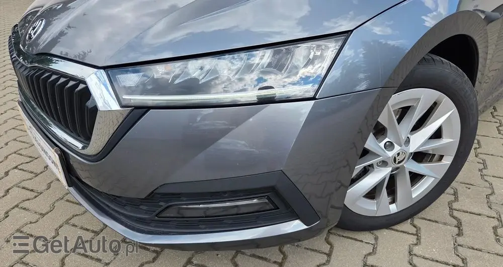 SKODA Octavia 1.0 TSI e-Tec Ambition DSG