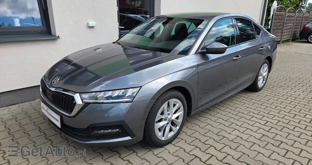 SKODA Octavia 1.0 TSI e-Tec Ambition DSG