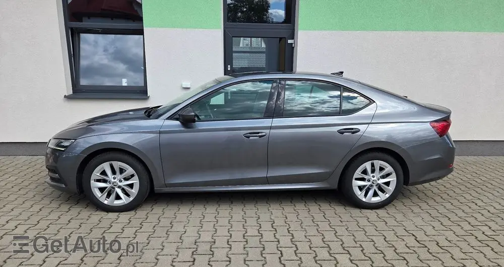 SKODA Octavia 1.0 TSI e-Tec Ambition DSG
