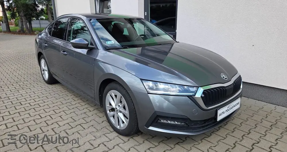 SKODA Octavia 1.0 TSI e-Tec Ambition DSG