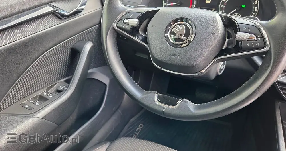SKODA Octavia 1.0 TSI e-Tec Ambition DSG