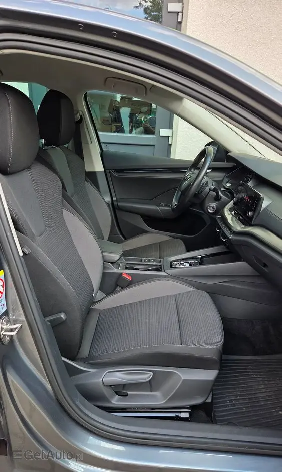 SKODA Octavia 1.0 TSI e-Tec Ambition DSG