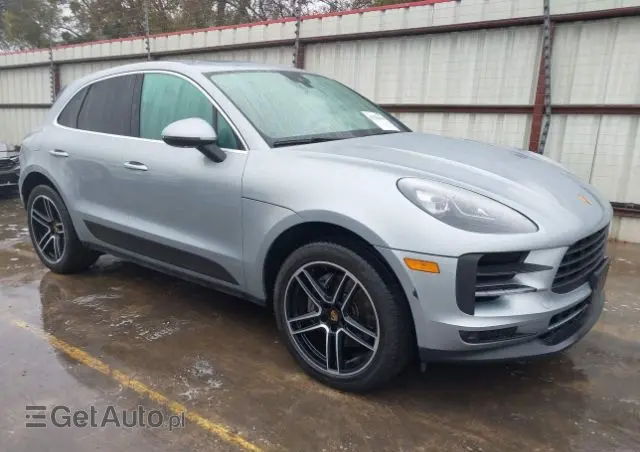PORSCHE Macan S PDK