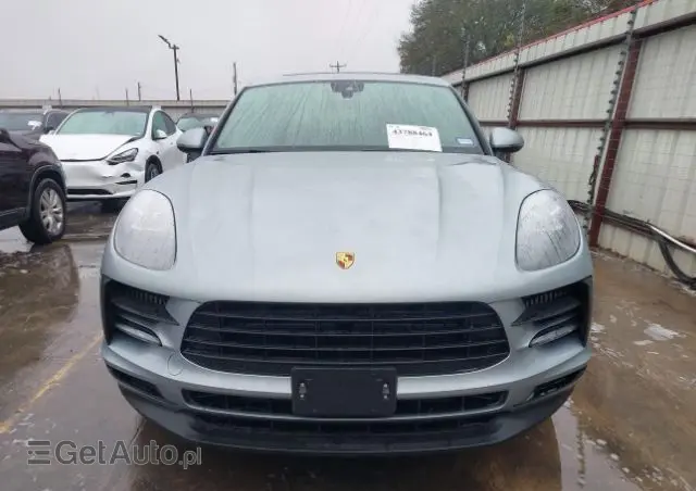 PORSCHE Macan S PDK
