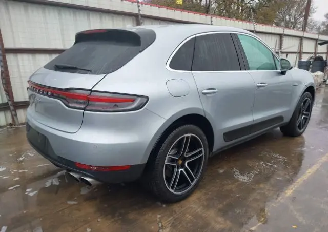 PORSCHE Macan S PDK