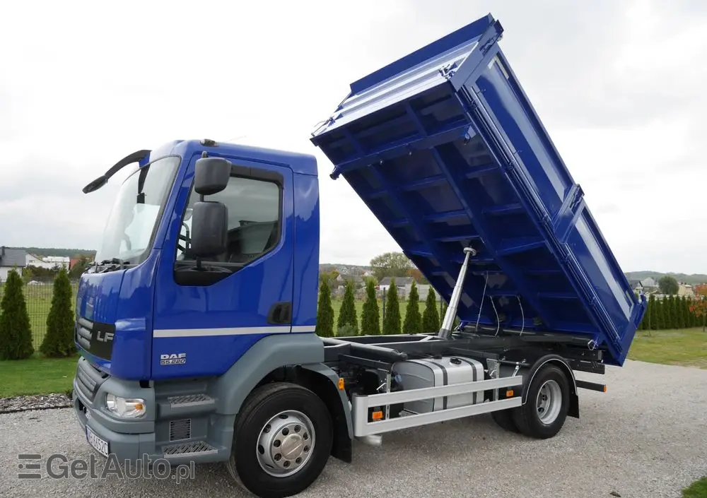 DAF LF 55.220 WYWROTKA 3-STRONNA,DMC 15000KG NISKI PRZEBIEG, STAN IDEALNY 