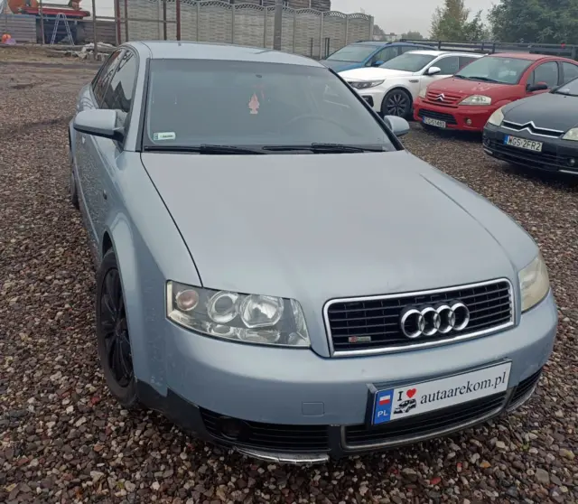 AUDI A4 