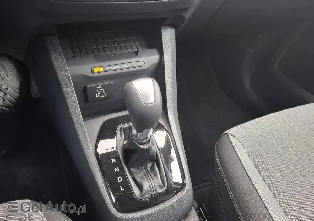 FORD Tourneo Courier 1.0 EcoBoost ACTIVE