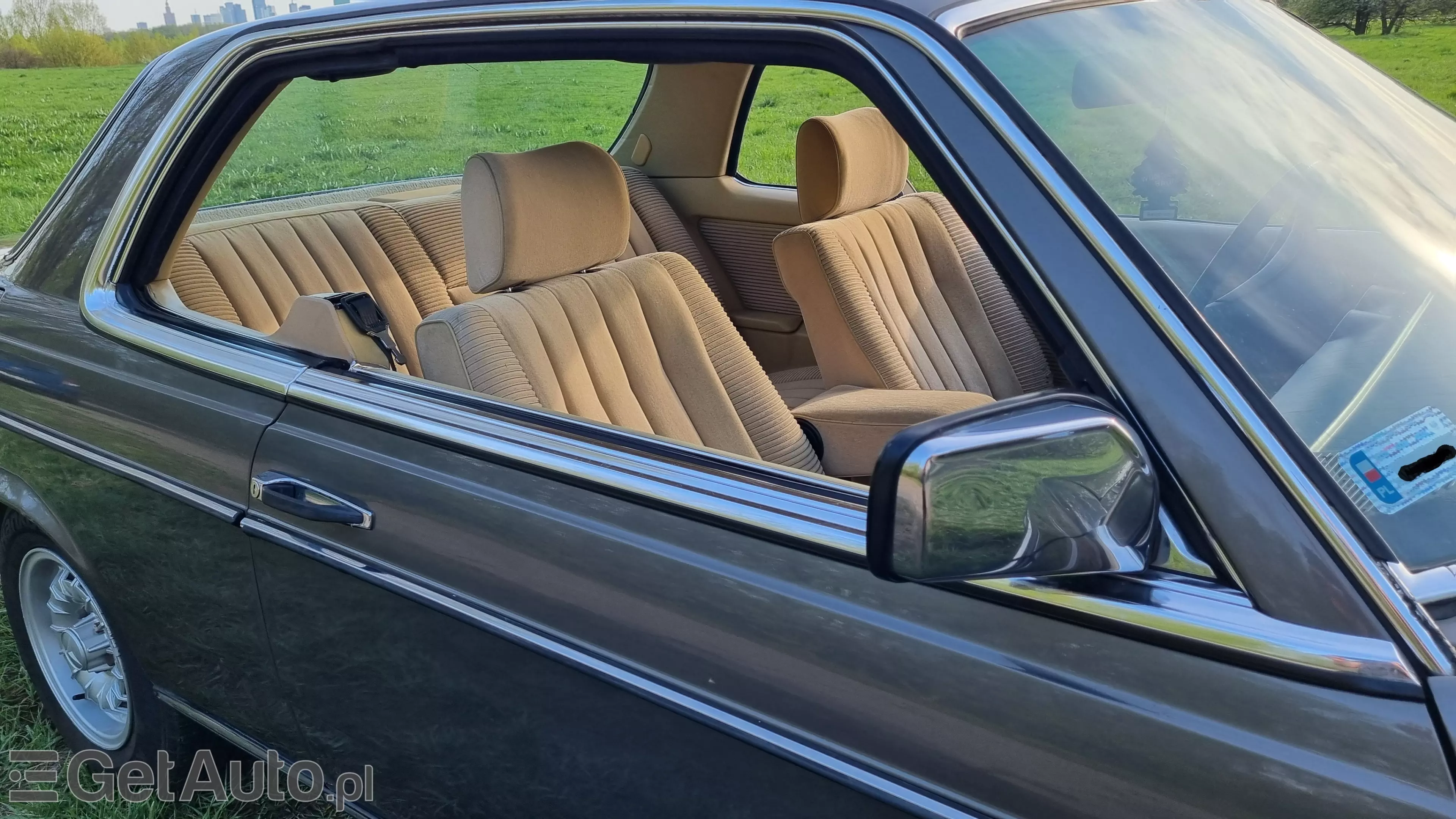 MERCEDES-BENZ W 123 