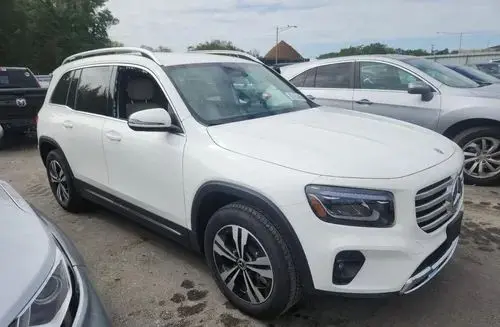 MERCEDES-BENZ GLB 
