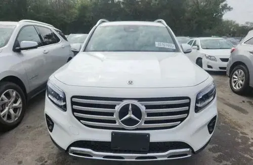 MERCEDES-BENZ GLB 