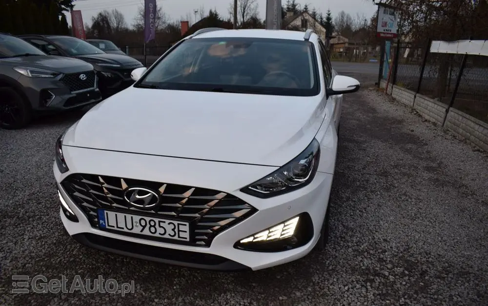 HYUNDAI I30 1.5 T-GDI 48V-Hybrid DCT Prime