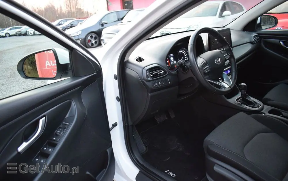 HYUNDAI I30 1.5 T-GDI 48V-Hybrid DCT Prime