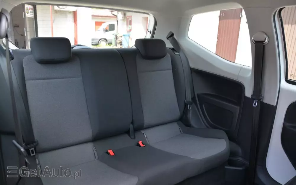 VOLKSWAGEN Up! (BlueMotion Technology) move