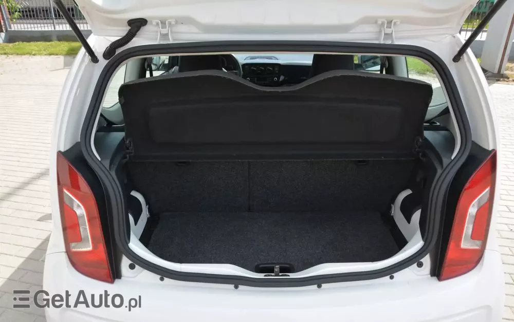 VOLKSWAGEN Up! (BlueMotion Technology) move