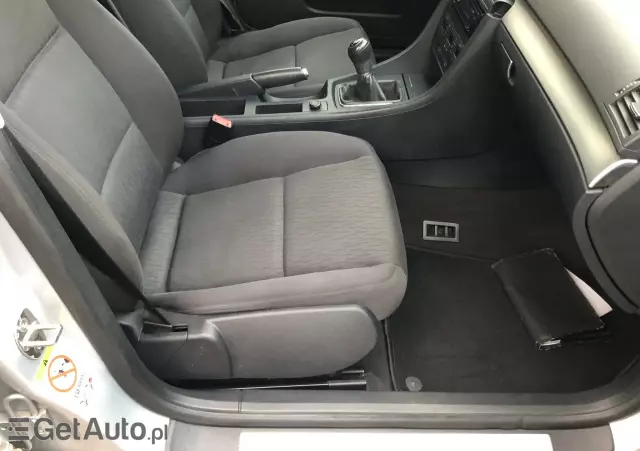 AUDI A4 Avant 1.6