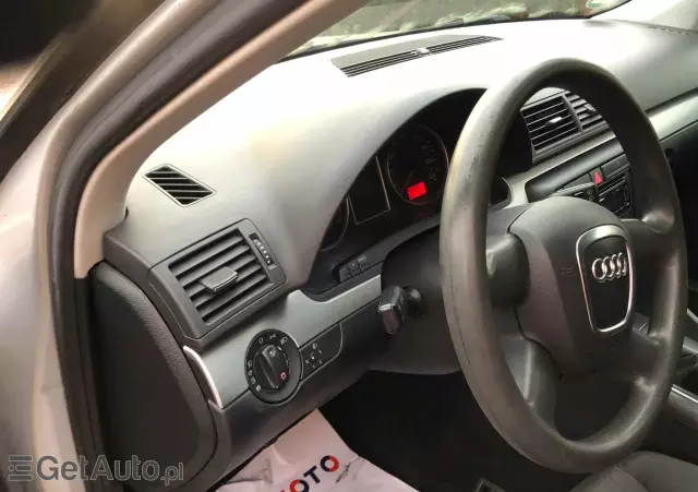 AUDI A4 Avant 1.6