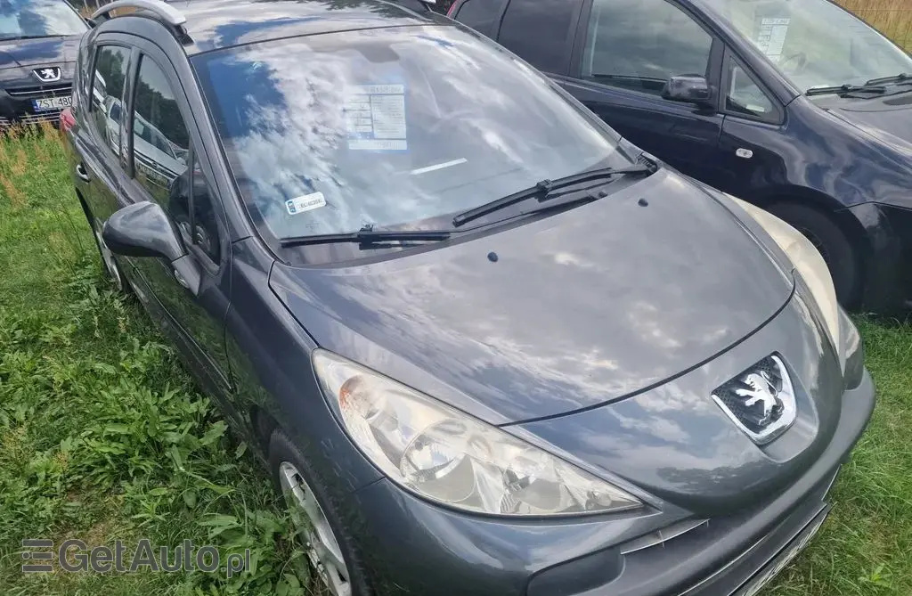 PEUGEOT 207 