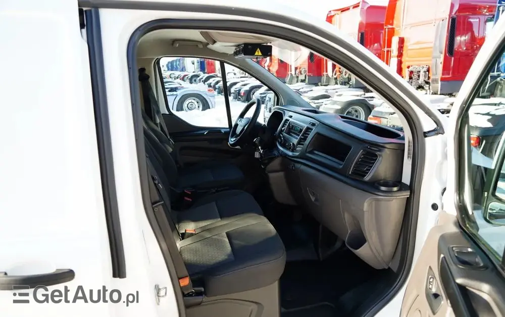 FORD TRANSIT / CHŁODNIA /  TRZY  ZABUDOWY IZOTERMICZNE / TRIO TEMPERATURA  / SPROWADZONY 