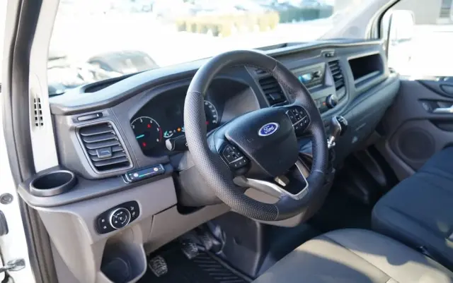 FORD TRANSIT / CHŁODNIA /  TRZY  ZABUDOWY IZOTERMICZNE / TRIO TEMPERATURA  / SPROWADZONY 