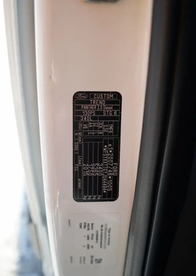 FORD TRANSIT / CHŁODNIA /  TRZY  ZABUDOWY IZOTERMICZNE / TRIO TEMPERATURA  / SPROWADZONY 