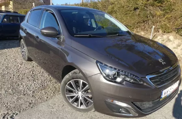 PEUGEOT 308 