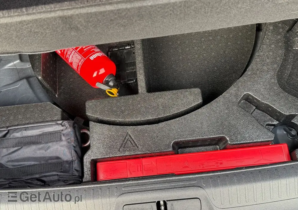 PEUGEOT 408 1.2 PureTech Allure S&S EAT8