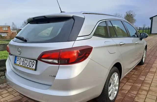 OPEL Astra 