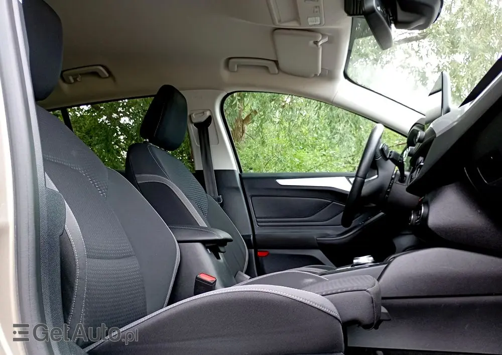 FORD Focus 1.5 EcoBlue Start-Stopp-System TITANIUM