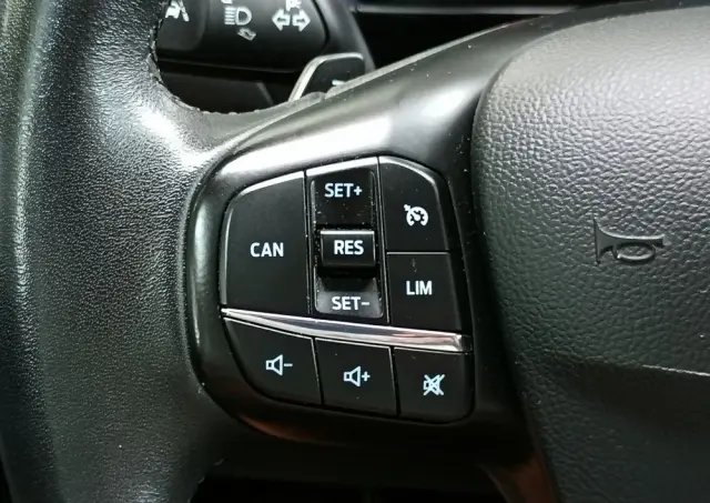 FORD Focus 1.5 EcoBlue Start-Stopp-System TITANIUM