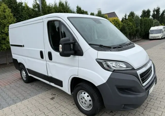 PEUGEOT Boxer 