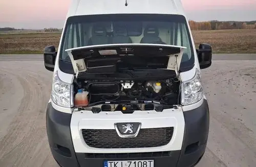 PEUGEOT Boxer 
