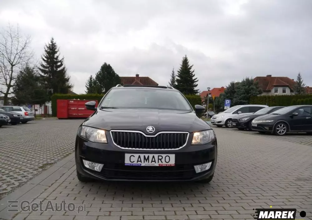 SKODA Octavia 