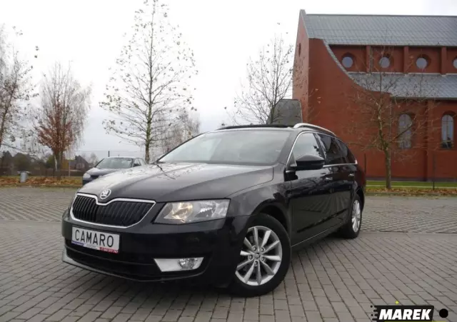 SKODA Octavia 