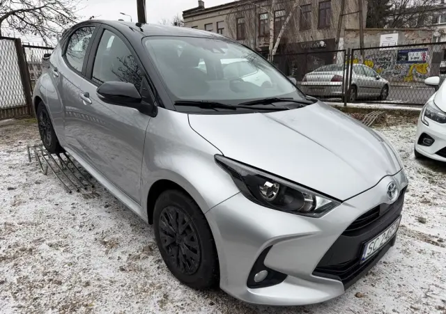 TOYOTA Yaris Hybrid 1.5 Comfort