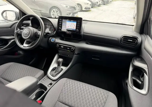 TOYOTA Yaris Hybrid 1.5 Comfort
