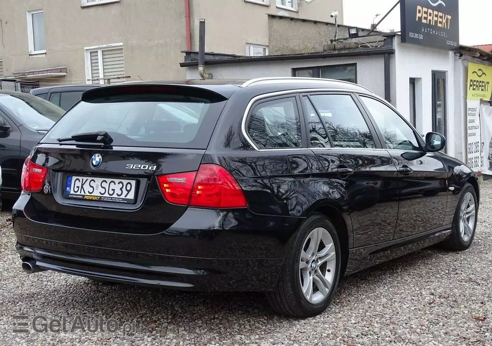 BMW Seria 3 320d DPF Touring
