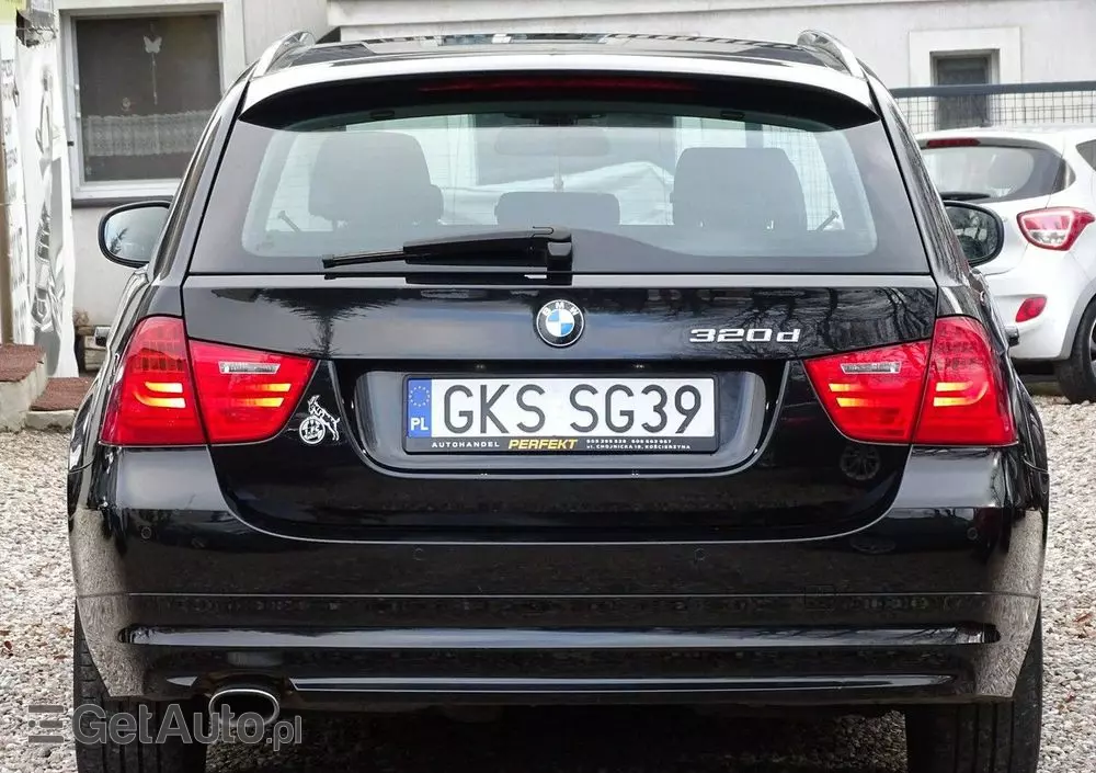 BMW Seria 3 320d DPF Touring