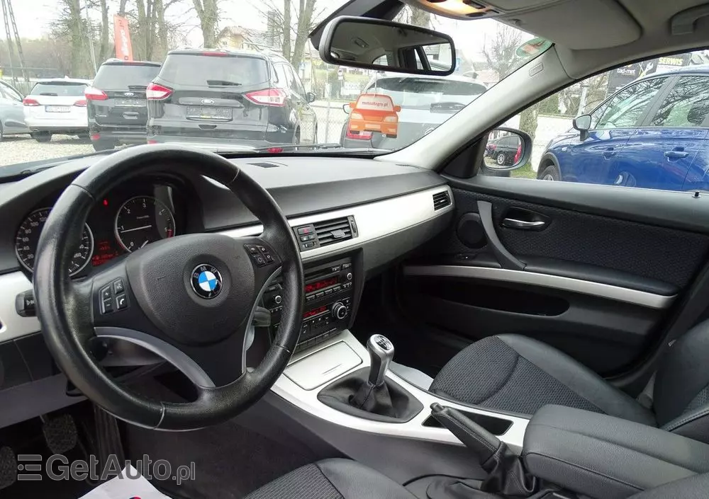 BMW Seria 3 320d DPF Touring