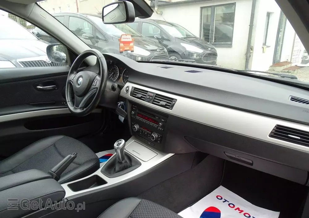 BMW Seria 3 320d DPF Touring