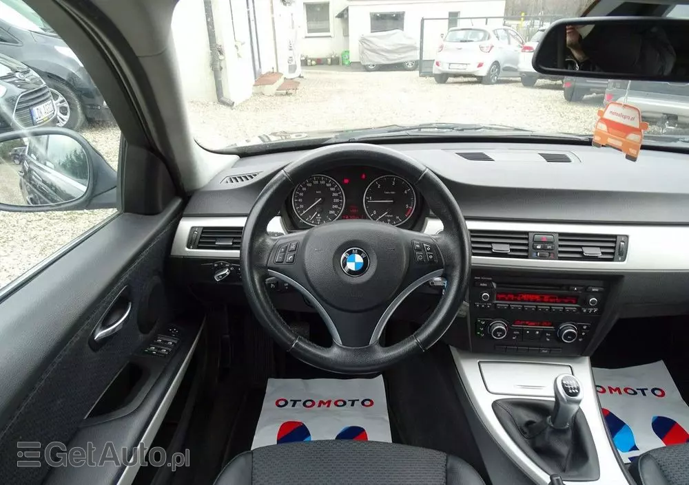 BMW Seria 3 320d DPF Touring
