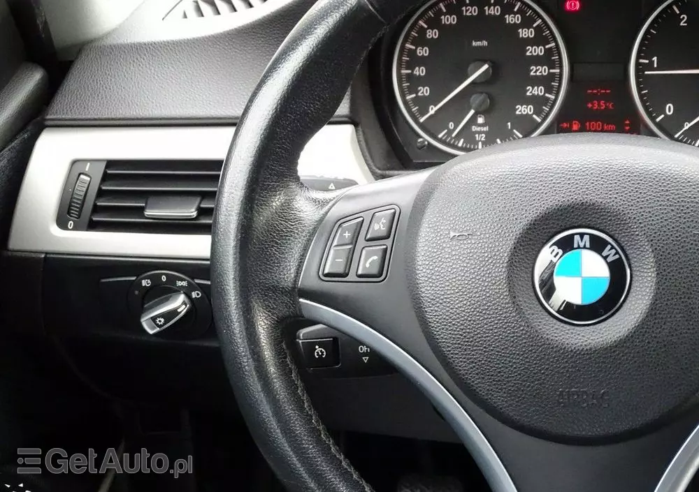 BMW Seria 3 320d DPF Touring