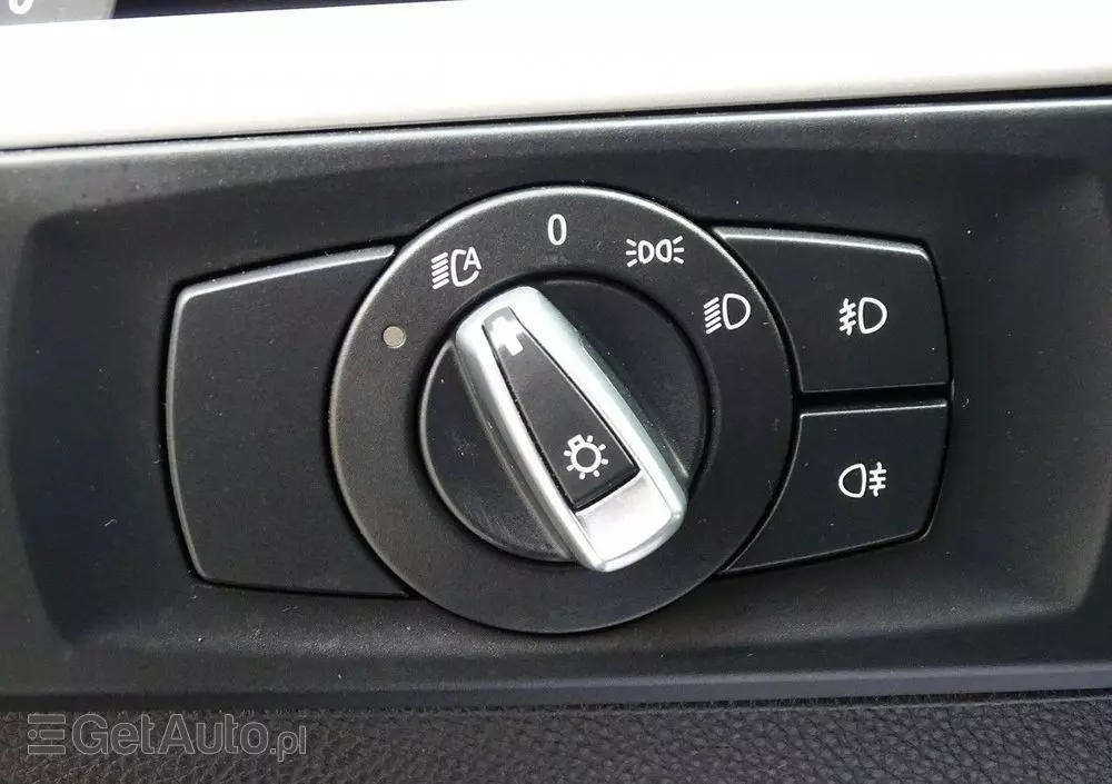 BMW Seria 3 320d DPF Touring