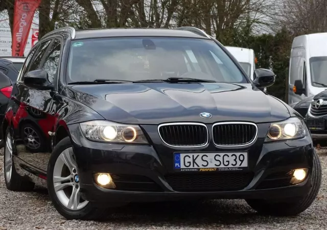 BMW Seria 3 320d DPF Touring