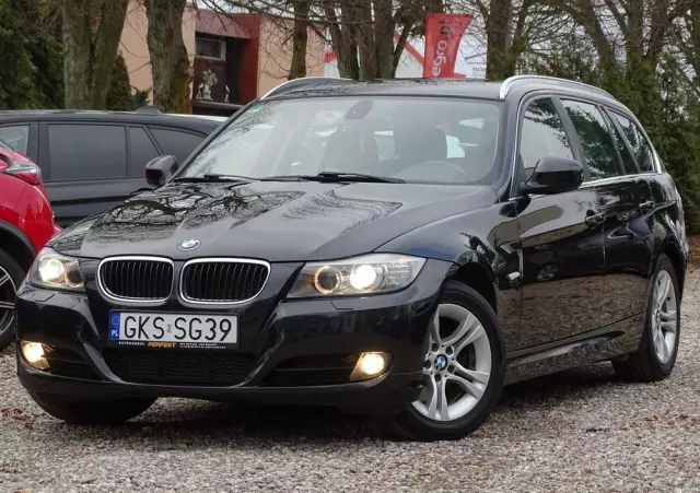 BMW Seria 3 320d DPF Touring